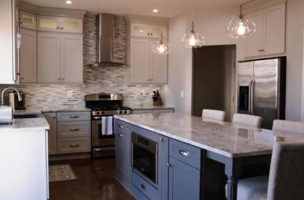 Kitchen Remodel Featuring Westin Ash Perimeter & Savannah Gray Island